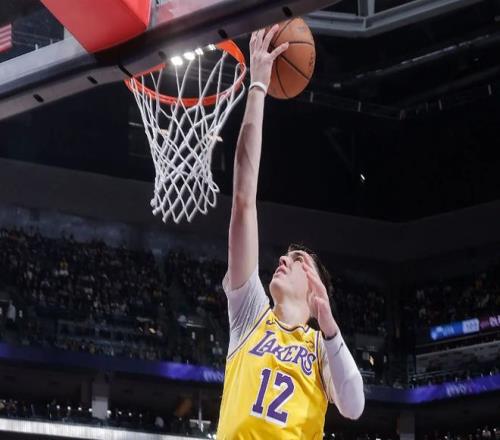 杜月征入驻,马贝拉西协,甲队,万博登录入口,万博平台,万博注册网址,万博app,万博官网,万博网站,万博网页版